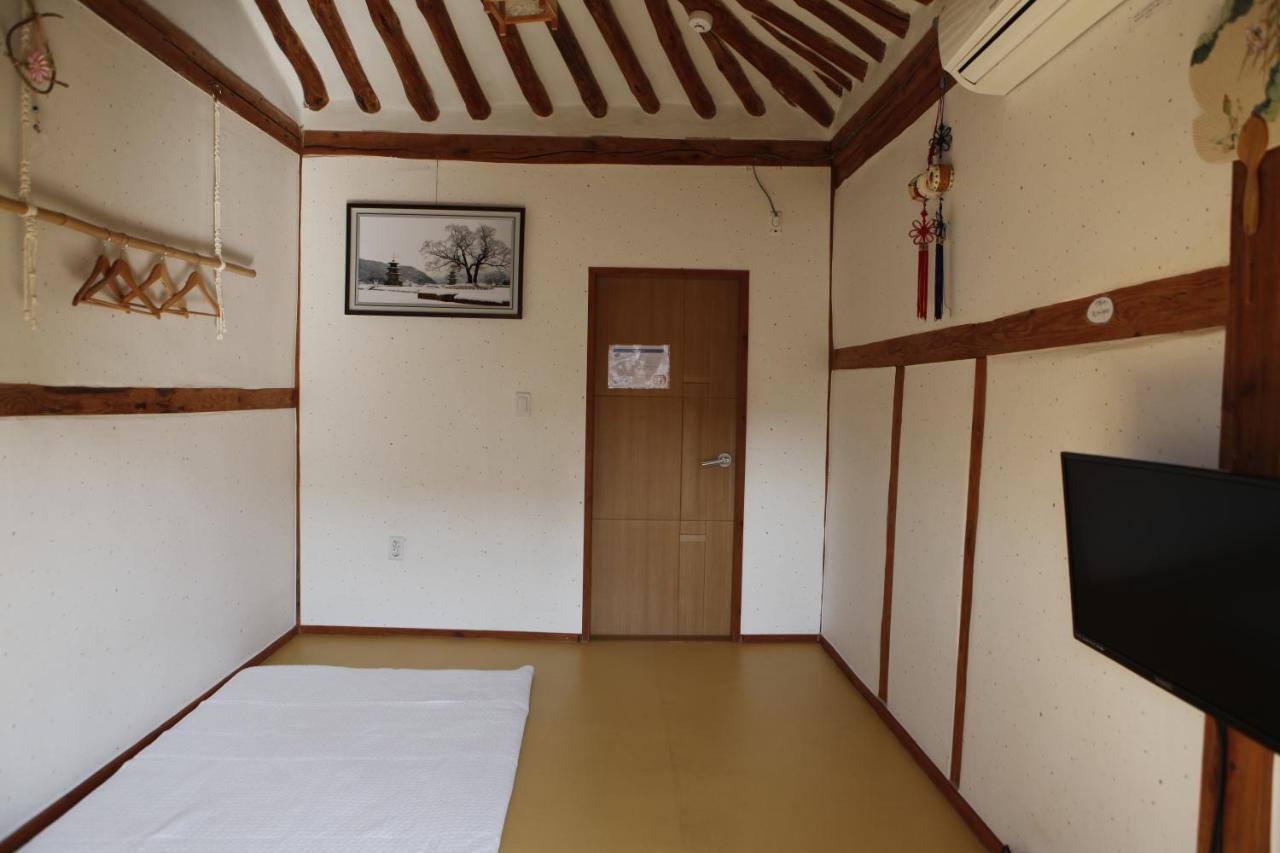 Gyeongju Guesthouse Huewon ภายนอก รูปภาพ