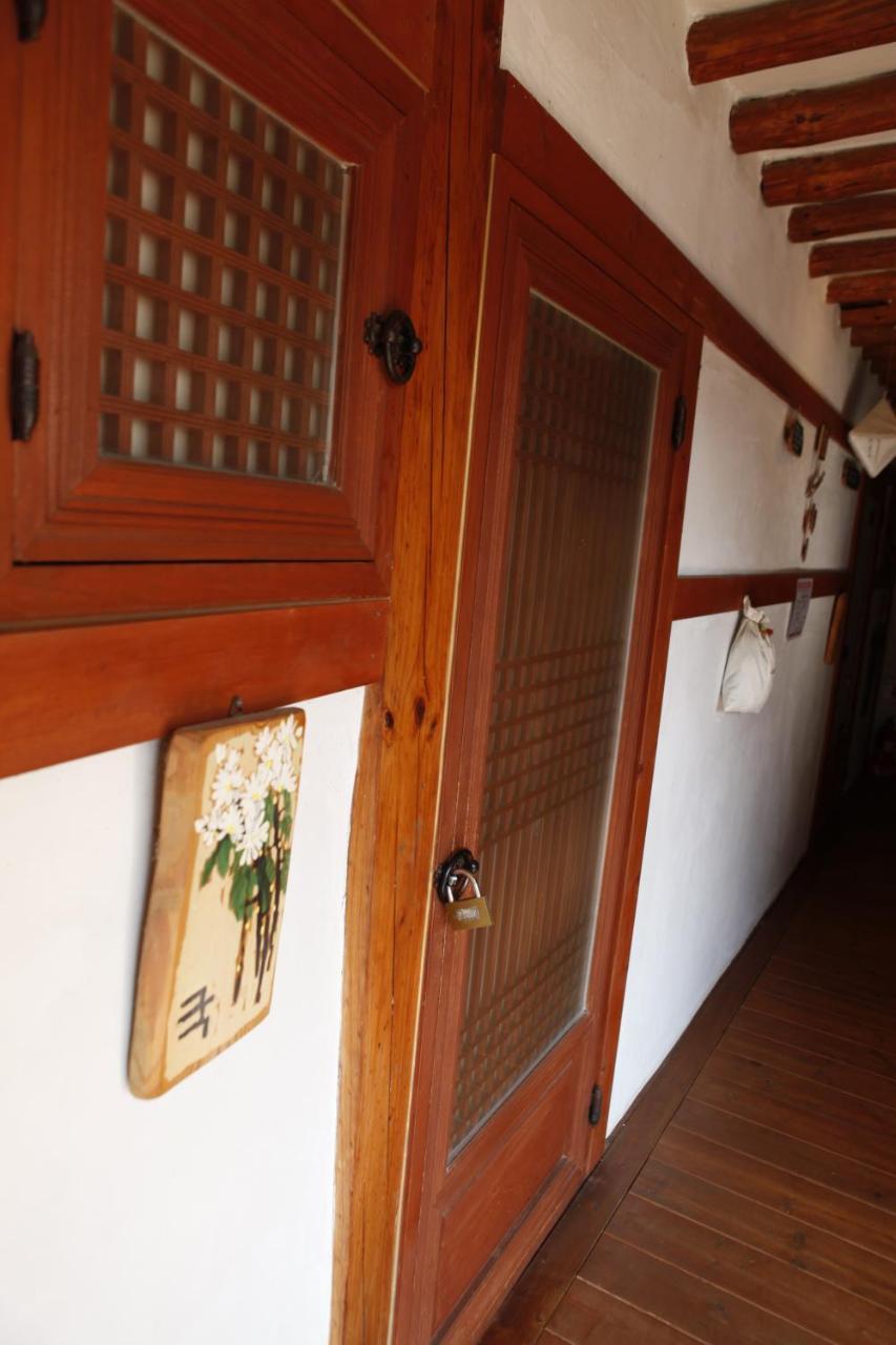 Gyeongju Guesthouse Huewon ภายนอก รูปภาพ