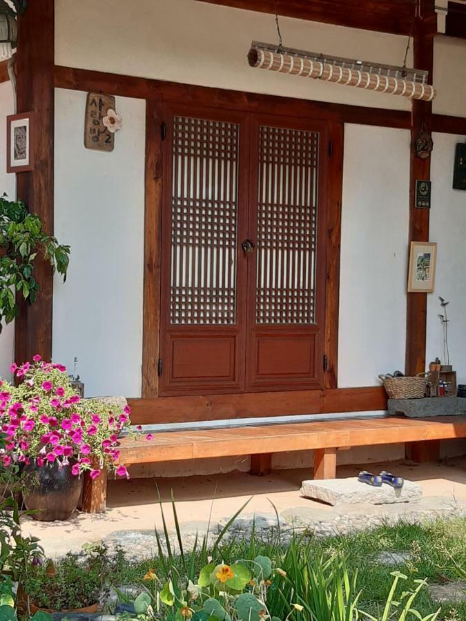 Gyeongju Guesthouse Huewon ภายนอก รูปภาพ